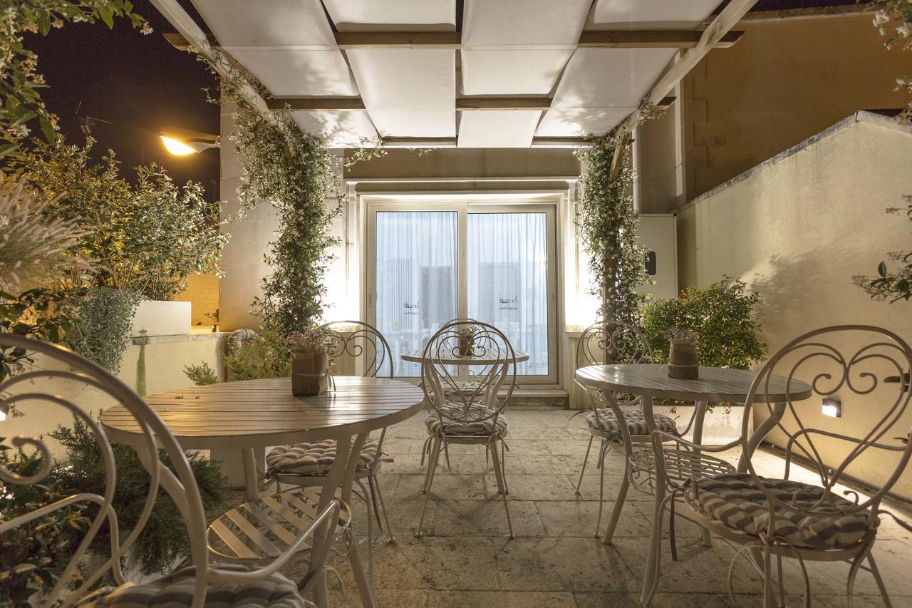 La Loggia dei Raynò Acomodação com café da manhã Lecce Exterior foto